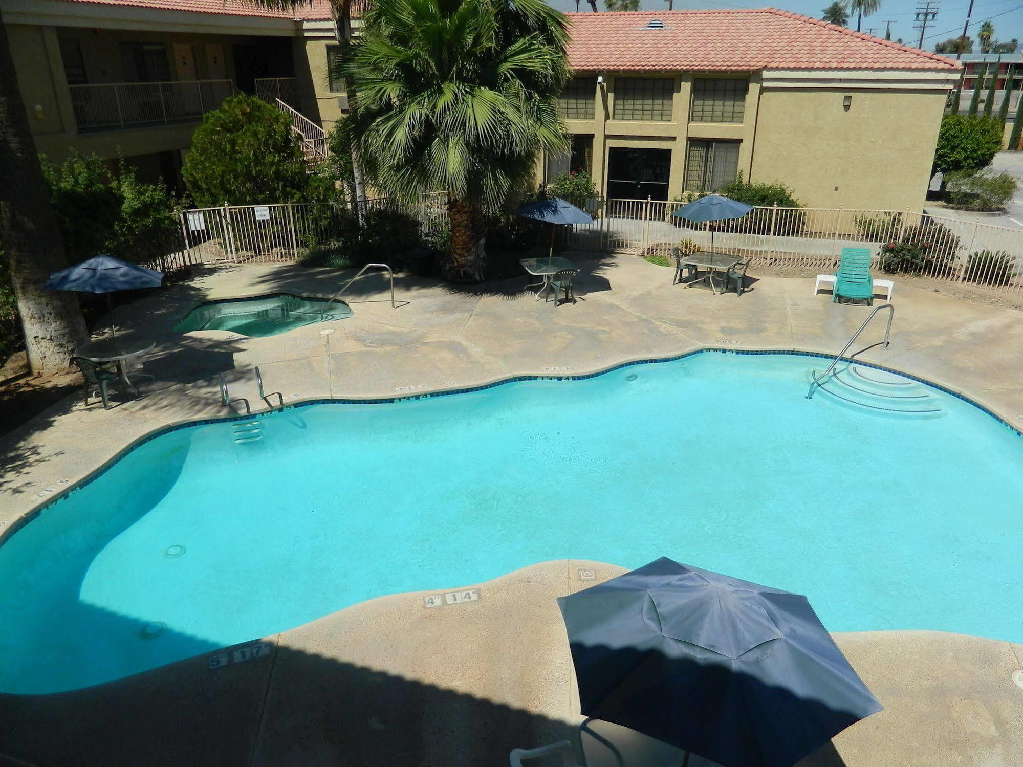 Capital Suites Blythe Exterior foto