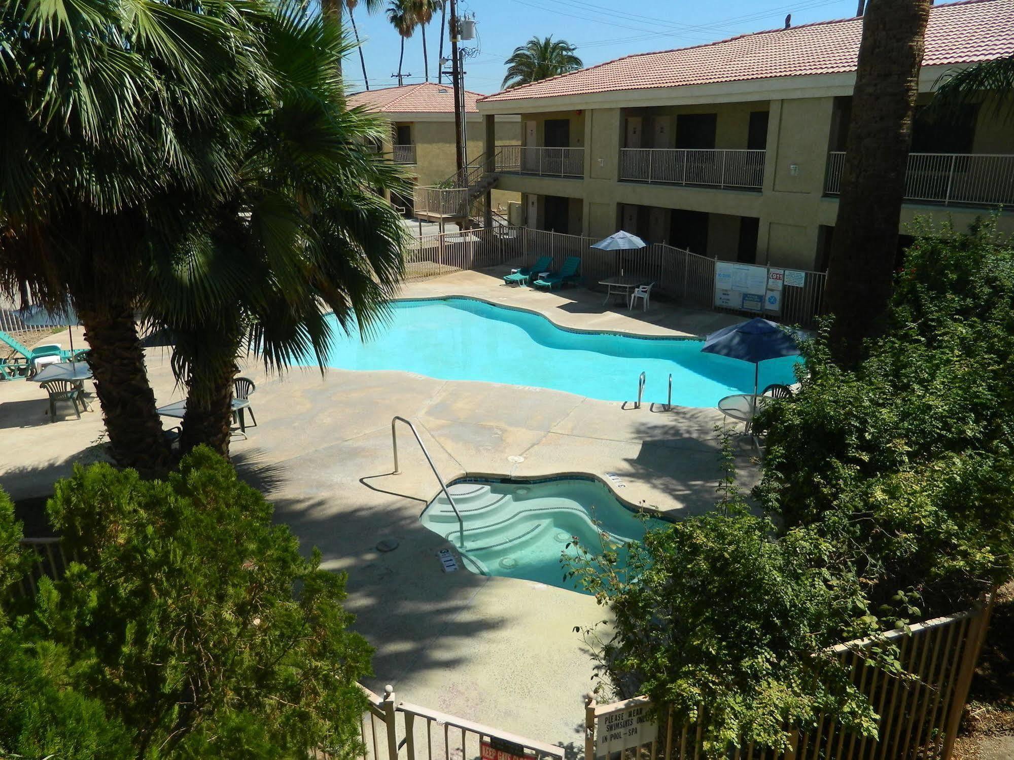 Capital Suites Blythe Exterior foto